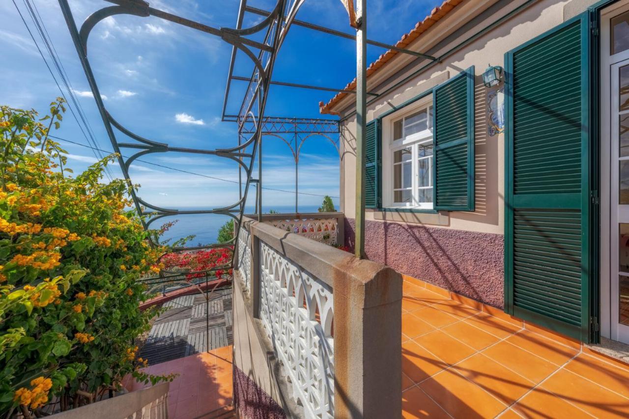 Estreito Da Calheta Cozy Villa Flora By Hr Madeira מראה חיצוני תמונה